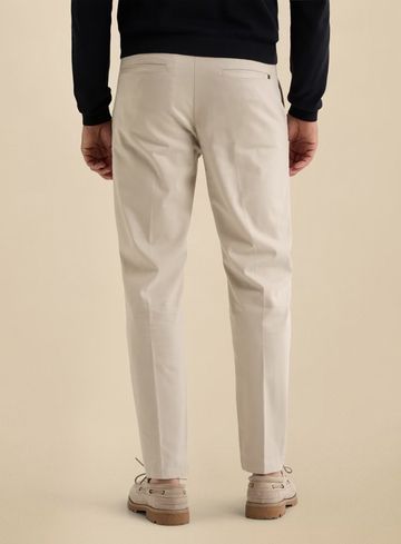Vanguard Chino V35
