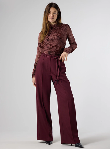 Label Dot Top Moriah