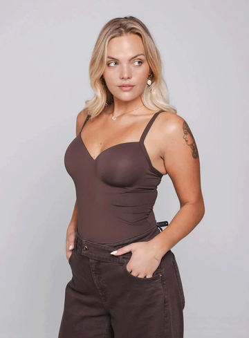 Accentil Sculpt top