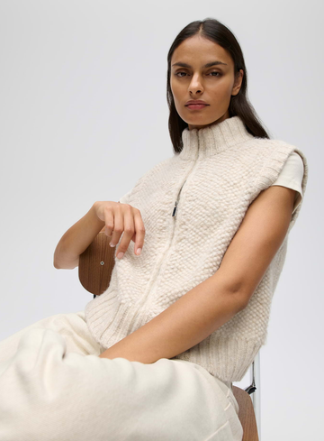 Opus Vest Duppi