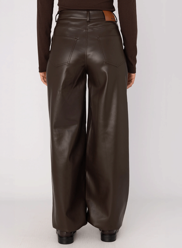 Anna van Toor Broek Balloon